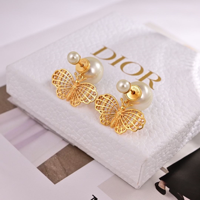 chr1st1an D10r earrings